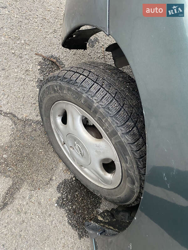 Седан Daewoo Lanos 1998 в Подольске