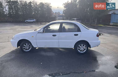 Седан Daewoo Lanos 1998 в Ужгороде