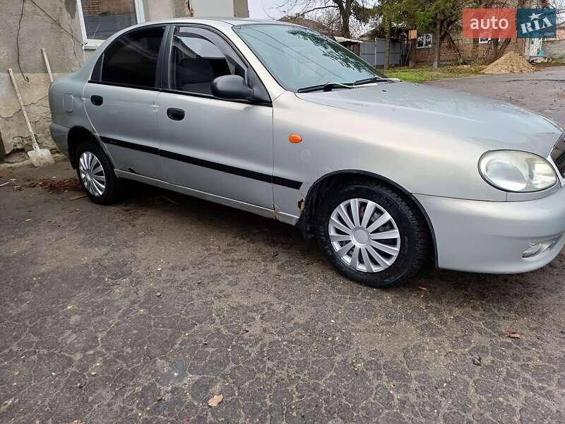 Седан Daewoo Lanos 2006 в Золочеві
