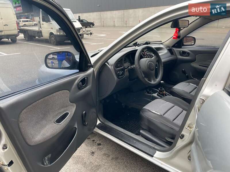 Седан Daewoo Lanos 2006 в Вишневом фото 21 Седан Daewoo Lanos 2006 в Вишневом