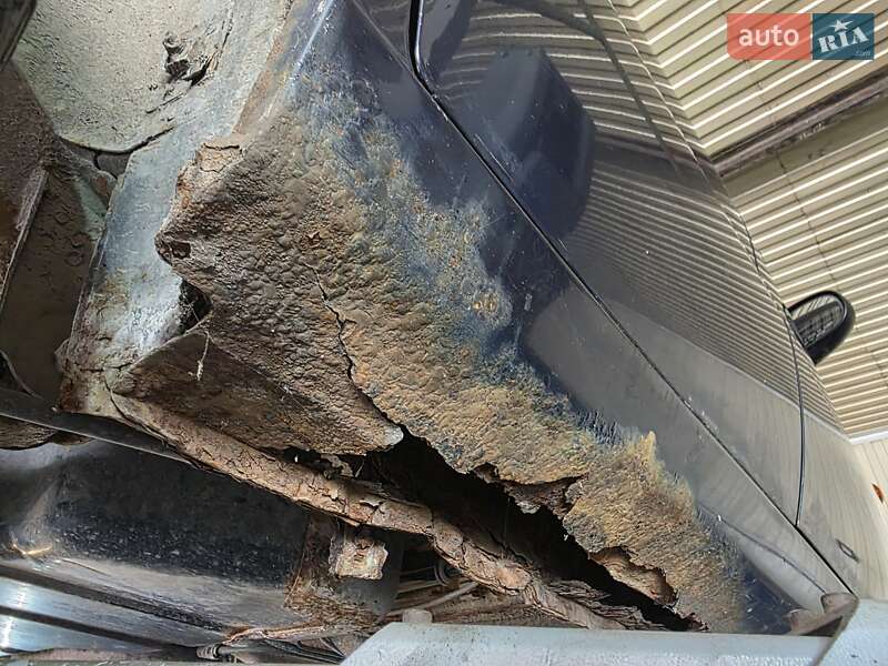 Седан Daewoo Lanos 2003 в Львове