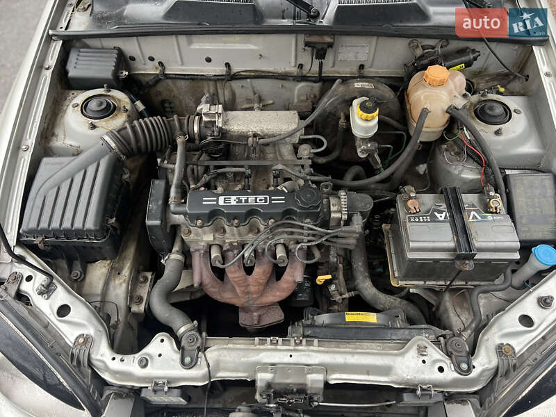 Седан Daewoo Lanos 2005 в Києві