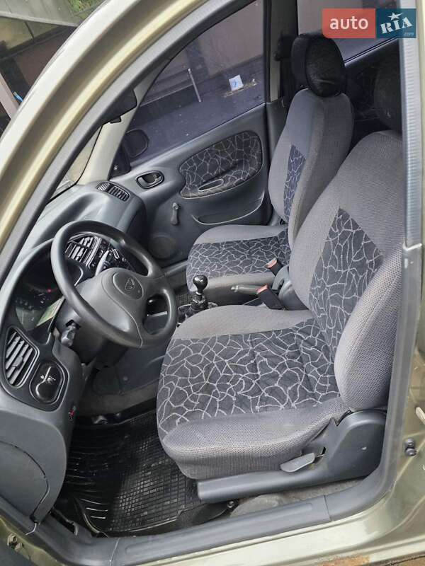 Седан Daewoo Lanos 2002 в Броварах