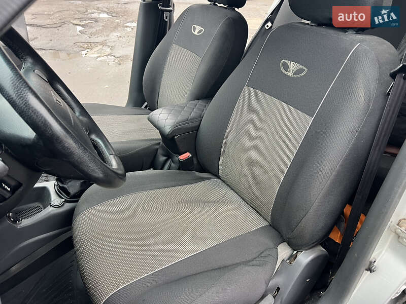 Седан Daewoo Lanos 2008 в Харкові