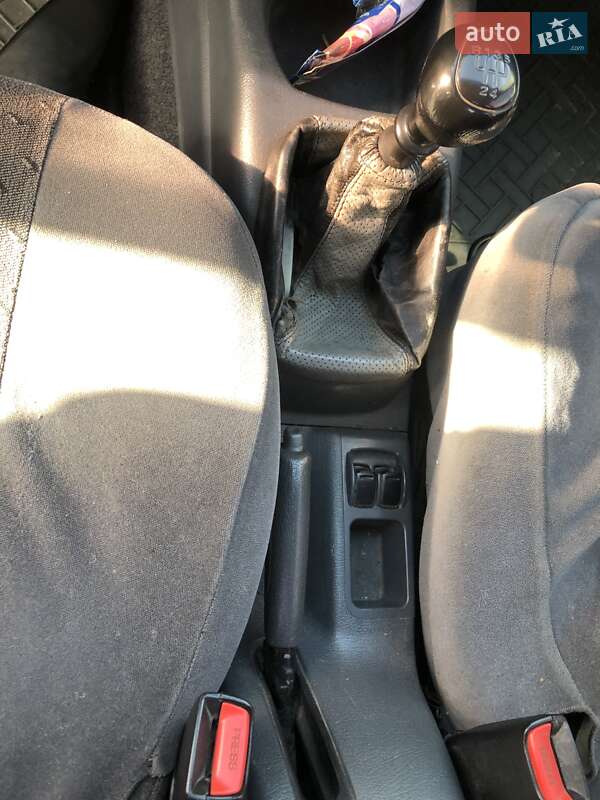 Седан Daewoo Lanos 2004 в Луцке