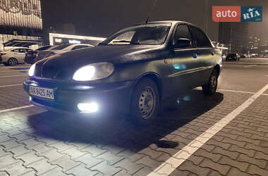 Седан Daewoo Lanos 2006 в Києві