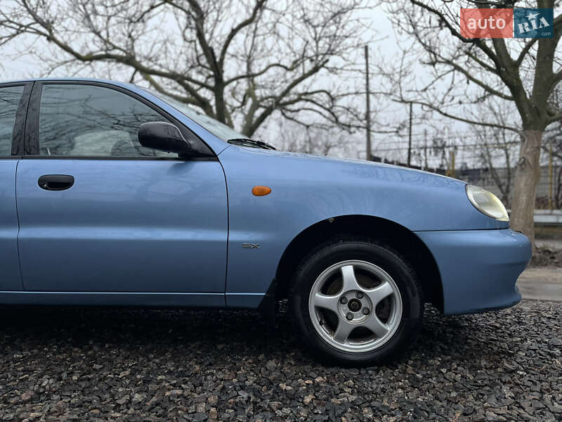 Седан Daewoo Lanos 2003 в Черкасах