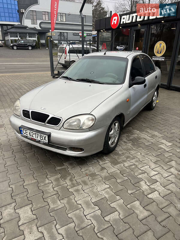 Седан Daewoo Lanos 2003 в Чернівцях