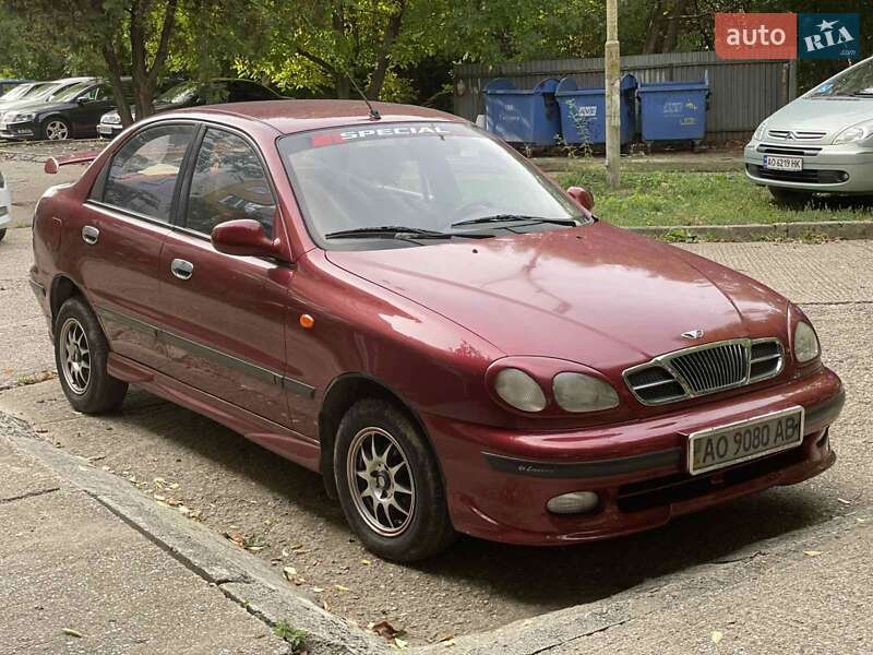 Седан Daewoo Lanos 2005 в Ужгороді