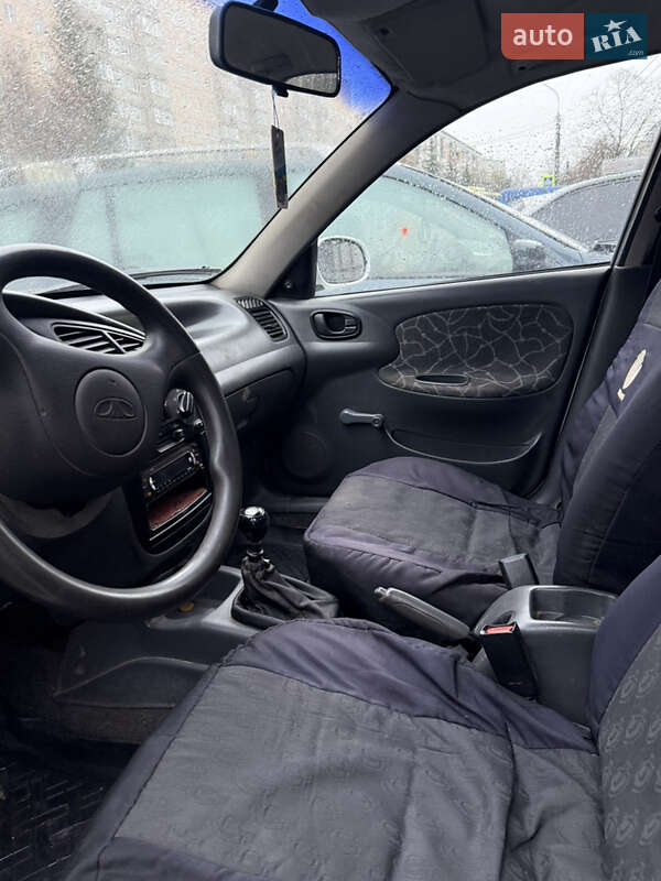 Седан Daewoo Lanos 2003 в Тернополі