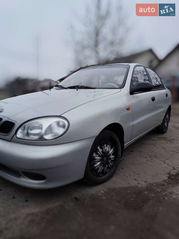 Седан Daewoo Lanos 2009 в Шептицькому