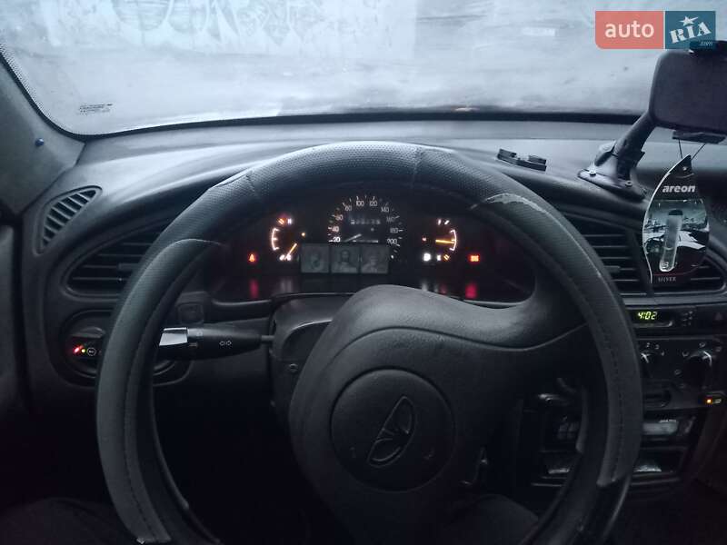 Седан Daewoo Lanos 2004 в Киеве фото 10 Седан Daewoo Lanos 2004 в Киеве