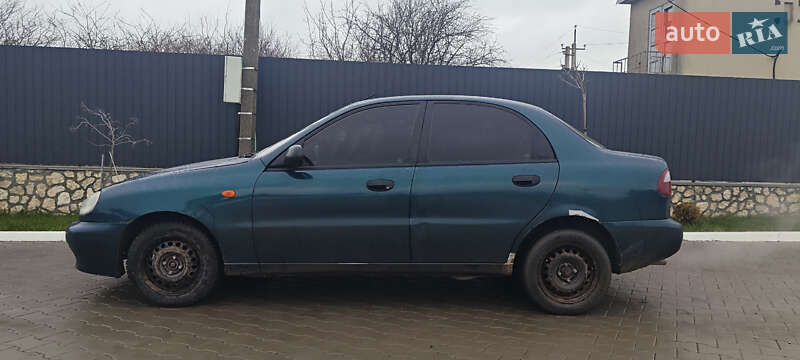 Седан Daewoo Lanos 2004 в Подволочиске