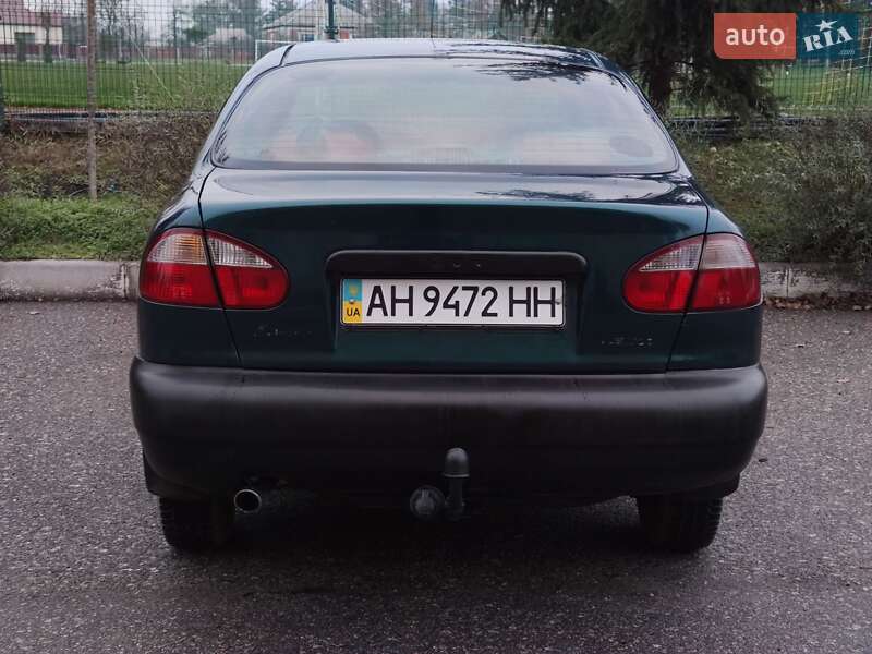 Седан Daewoo Lanos 2000 в Александрие
