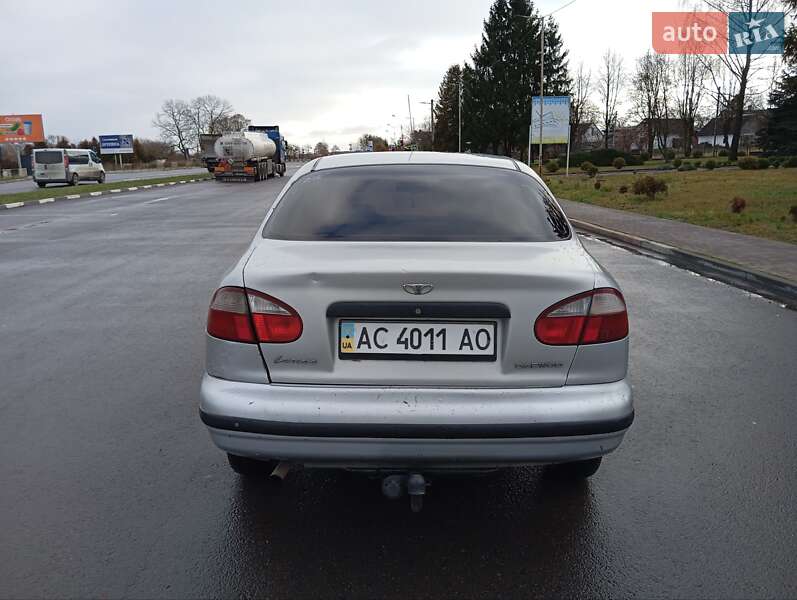 Седан Daewoo Lanos 2008 в Голобах