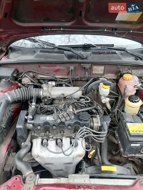 Седан Daewoo Lanos 2010 в Полтаве