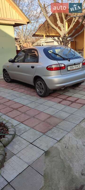Хэтчбек Daewoo Lanos 2003 в Киеве