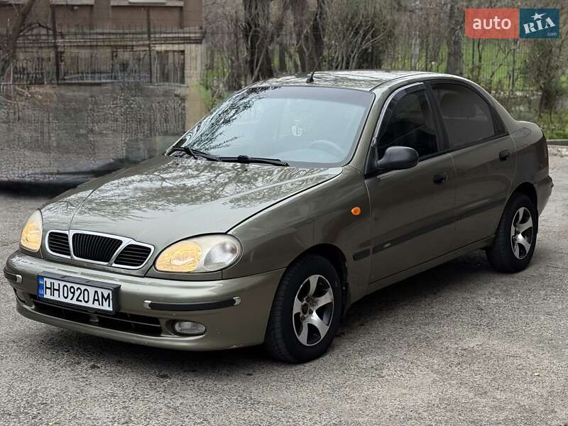 Седан Daewoo Lanos 2004 в Одессе
