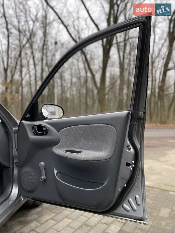 Седан Daewoo Lanos 2008 в Киеве