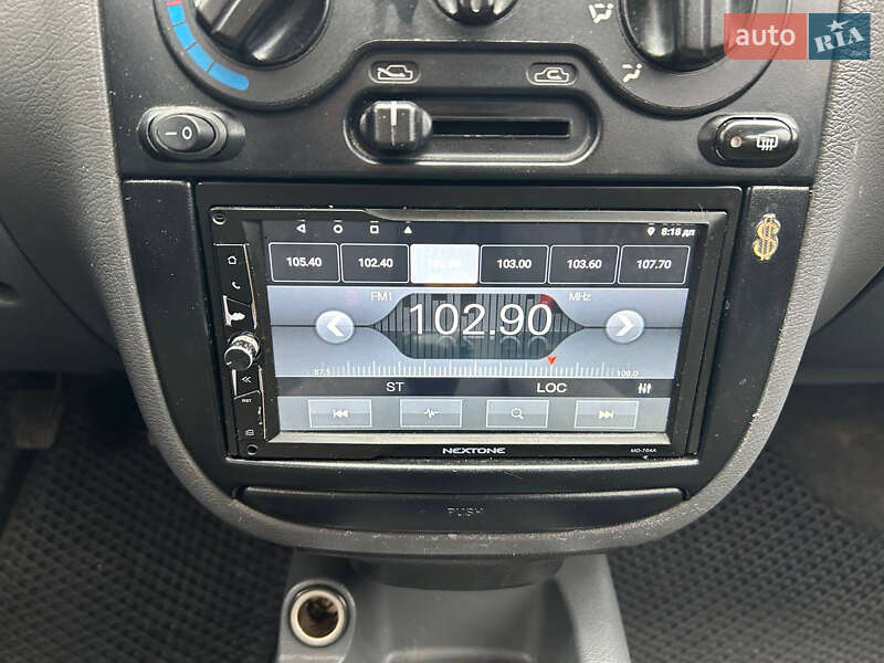 Седан Daewoo Lanos 2005 в Мене