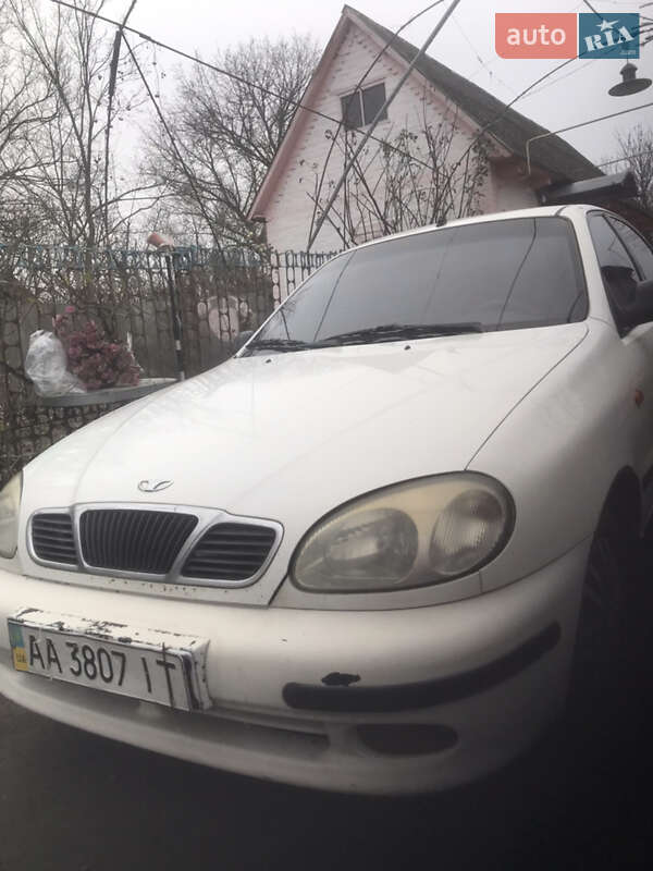 Седан Daewoo Lanos 2004 в Сквире
