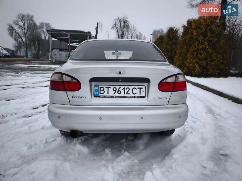 Седан Daewoo Lanos 2004 в Харькове