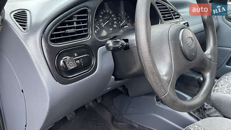 Седан Daewoo Lanos 2011 в Врадиевке