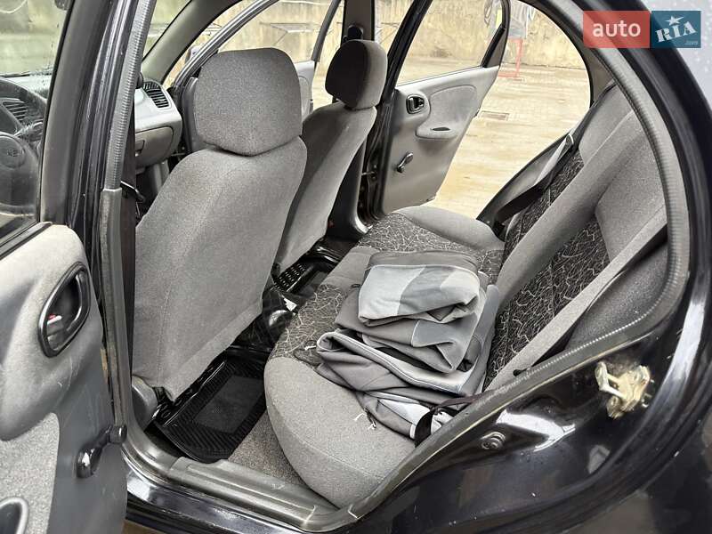 Седан Daewoo Lanos 2007 в Черновцах