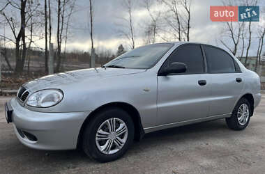 Седан Daewoo Lanos 1998 в Макарове
