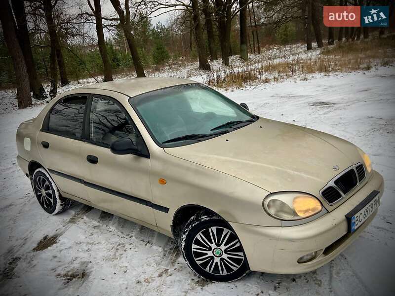 Седан Daewoo Lanos 2004 в Житомирі
