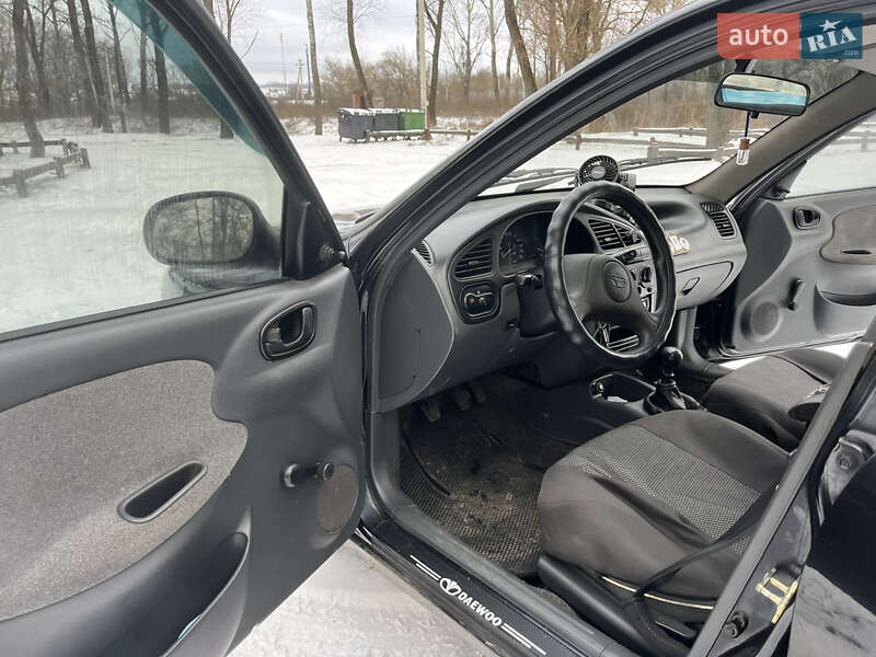 Седан Daewoo Lanos 2006 в Тростянці