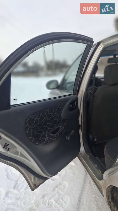 Седан Daewoo Lanos 2004 в Чернигове фото 9 Седан Daewoo Lanos 2004 в Чернигове