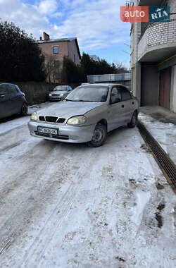 Седан Daewoo Lanos 2002 в Львові