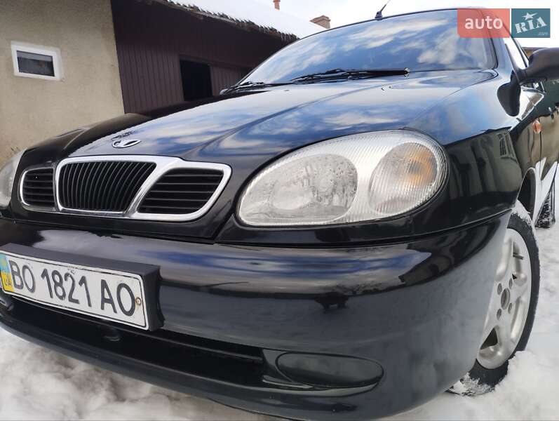 Седан Daewoo Lanos 2009 в Монастыриске