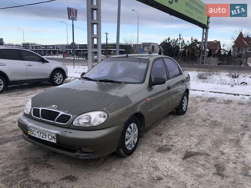 Седан Daewoo Lanos 2004 в Львове