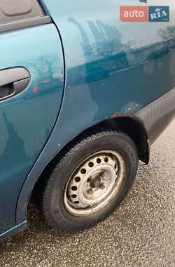 Седан Daewoo Lanos 2002 в Киеве