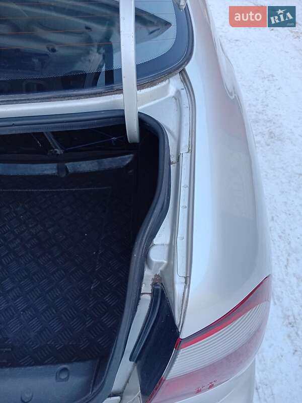 Седан Daewoo Lanos 2004 в Житомирі