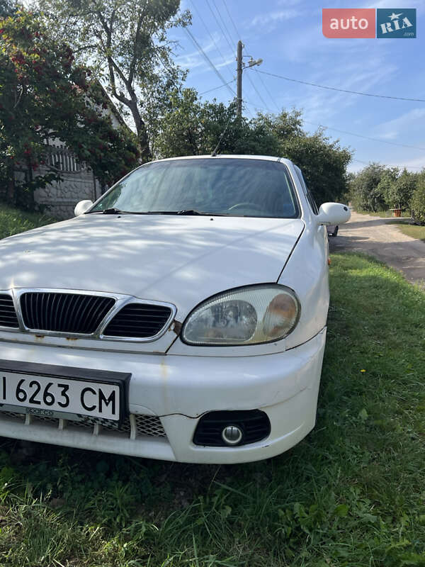 Седан Daewoo Lanos 1998 в Полтаві