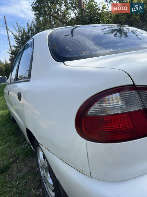 Седан Daewoo Lanos 1998 в Полтаві