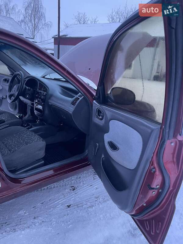 Седан Daewoo Lanos 2008 в Баре