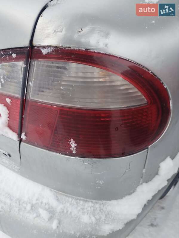 Седан Daewoo Lanos 2003 в Горишних Плавнях