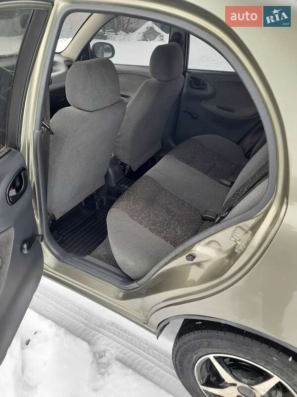 Седан Daewoo Lanos 2007 в Широком