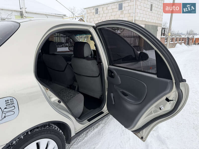 Седан Daewoo Lanos 2009 в Умани