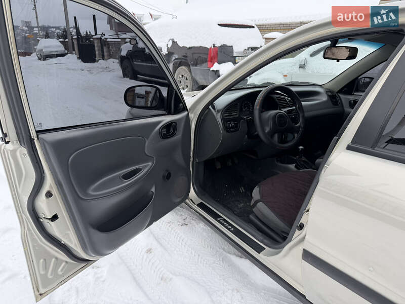 Седан Daewoo Lanos 2009 в Умани