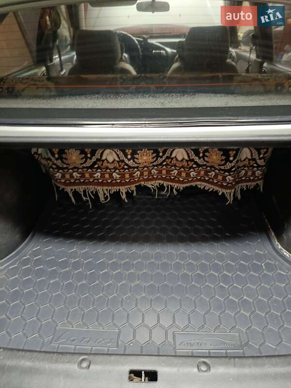 Седан Daewoo Lanos 2006 в Днепре