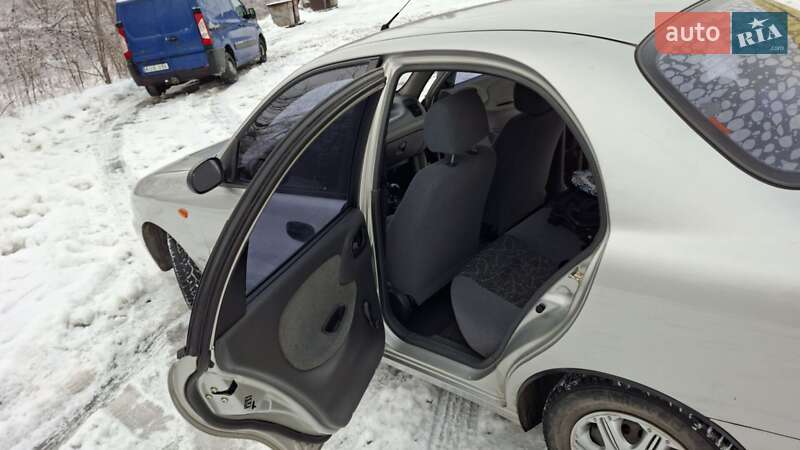 Седан Daewoo Lanos 2004 в Харькове фото 9 Седан Daewoo Lanos 2004 в Харькове