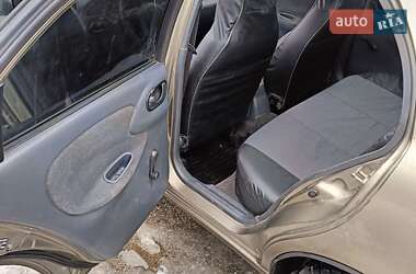 Седан Daewoo Lanos 2004 в Царичанке
