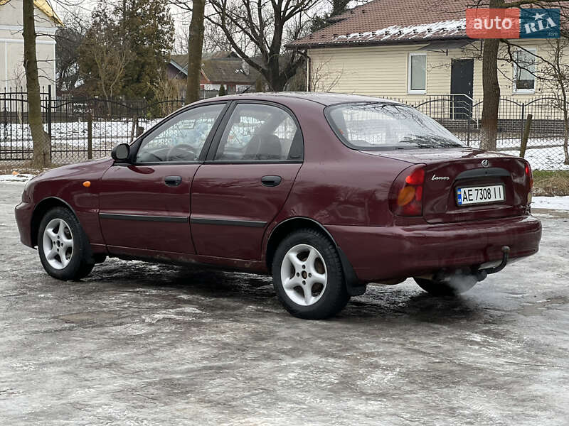 Седан Daewoo Lanos 2010 в Ивано-Франковске