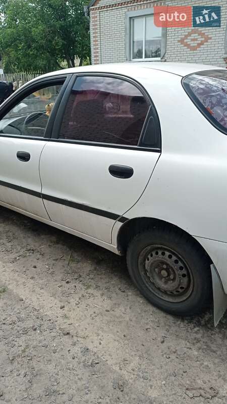 Седан Daewoo Lanos 2003 в Киверцах