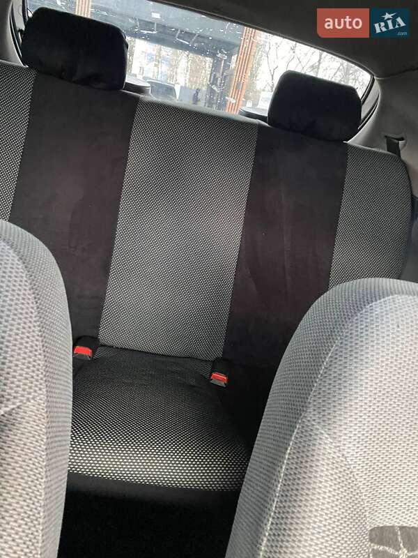 Хэтчбек Daewoo Lanos 2003 в Черкассах